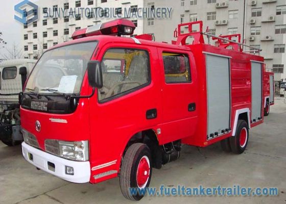 Red Double Row Small Fire Fighting Vehicle 140 HP 4 X 2 Truck